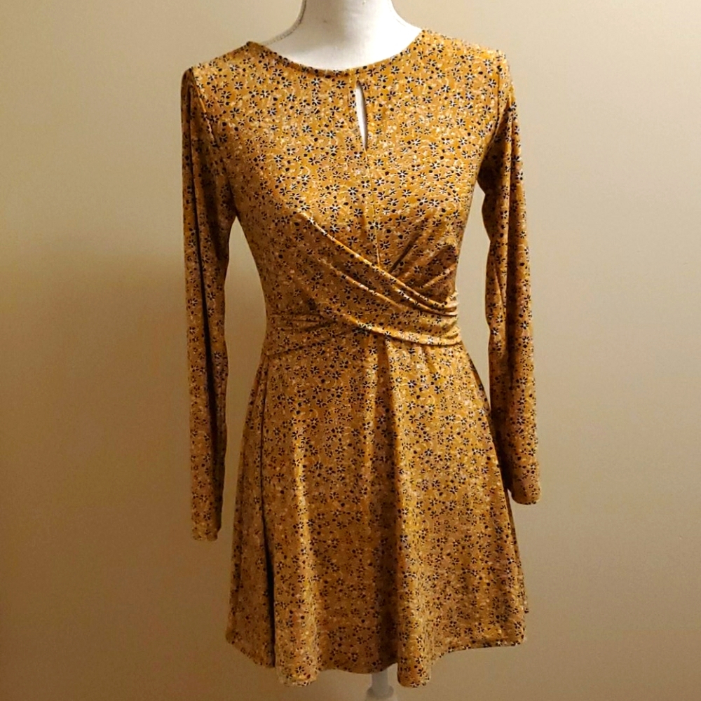 (3 For $20) Lily Rose stretchy yellow dress